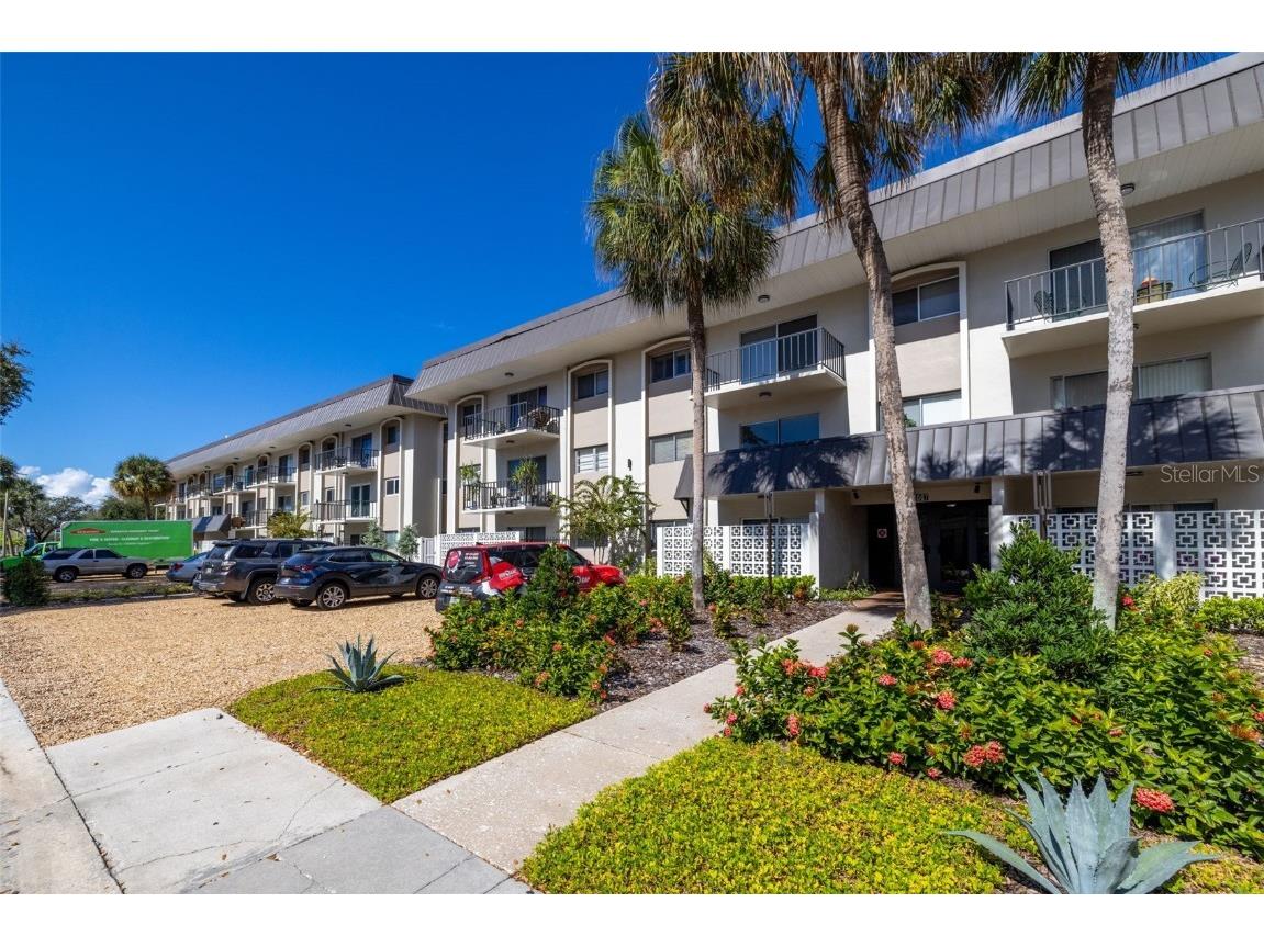 4610 W Gray Street #110 Tampa FL 33609 T3490987 image1