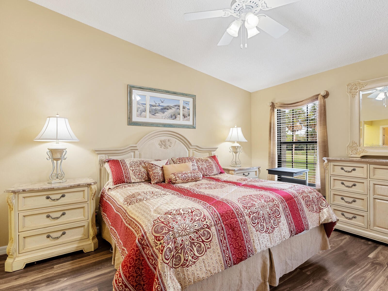 4610 Weybridge #24 Sarasota FL 34235 A4675023 image12