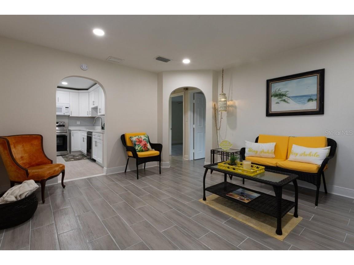 4611 17th Avenue N Saint Petersburg FL 33713 TB8388753 image14