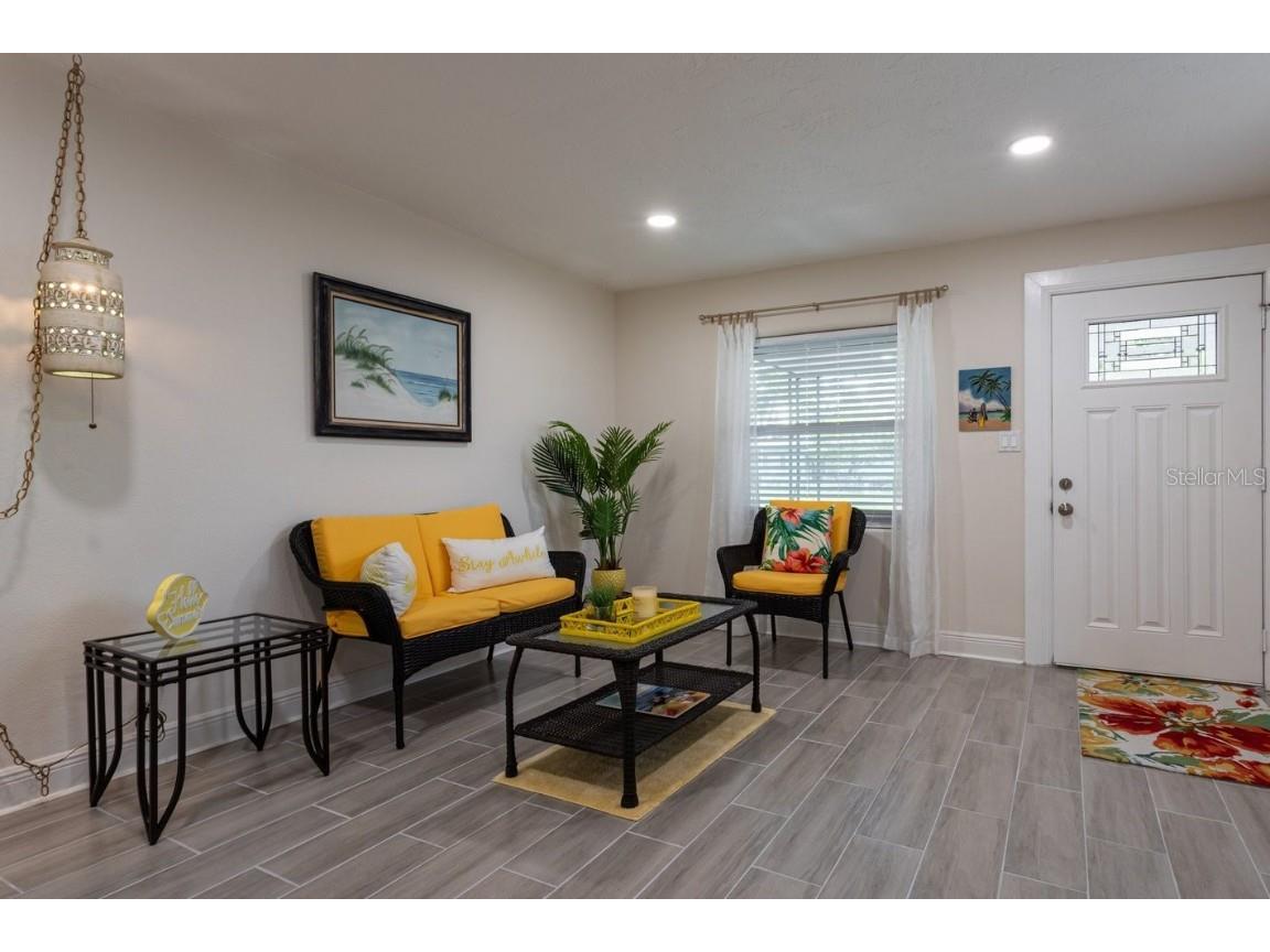 4611 17th Avenue N Saint Petersburg FL 33713 TB8388753 image15