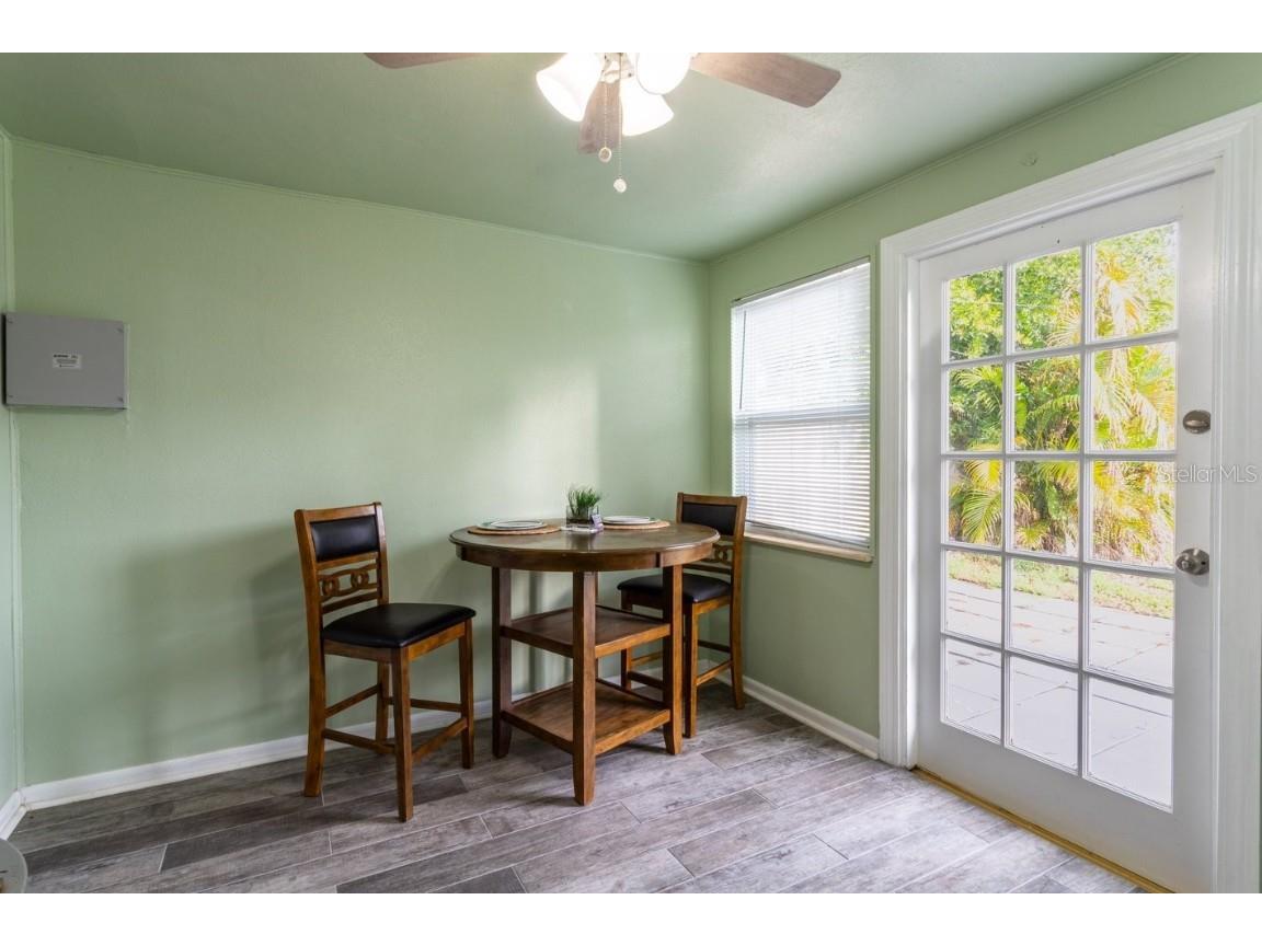 4611 17th Avenue N Saint Petersburg FL 33713 TB8388753 image16