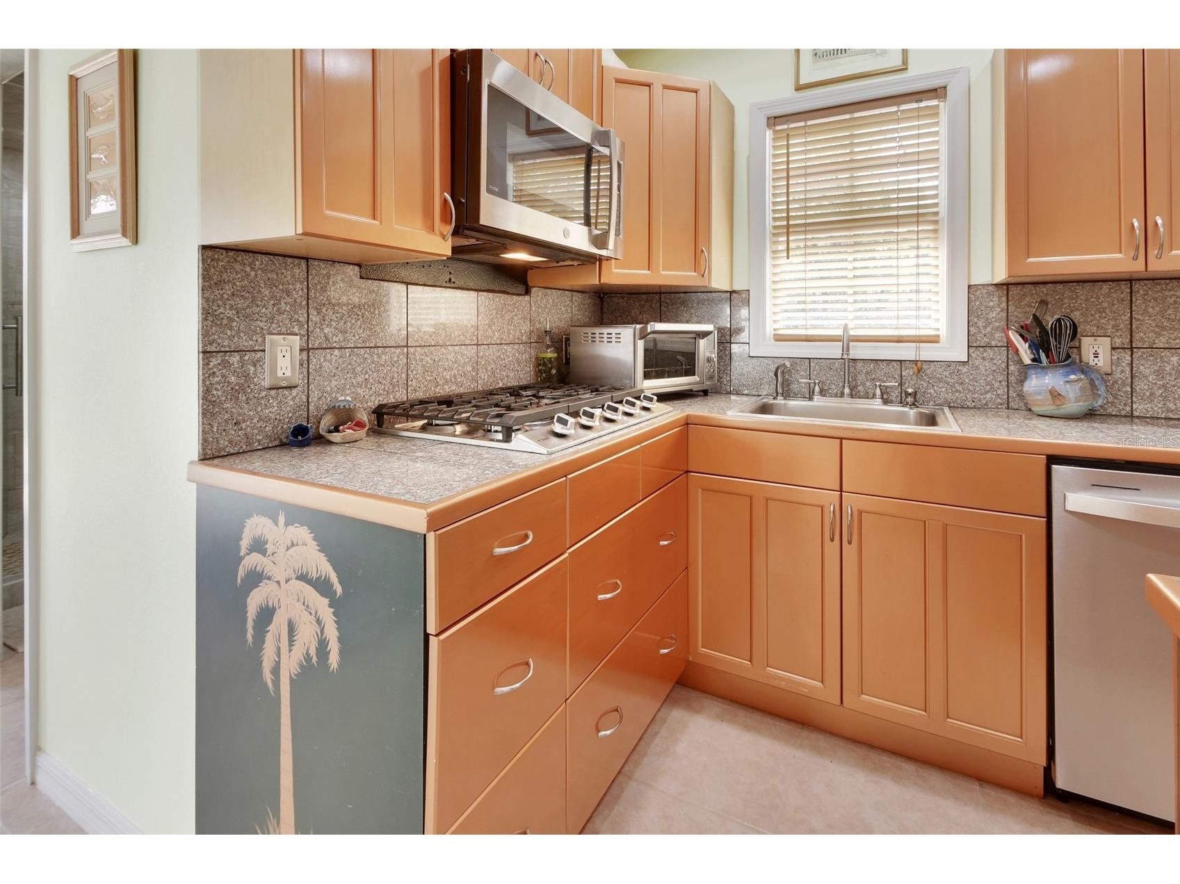 4611 Grand Avenue De Leon Springs FL 32130 V4947922 image33