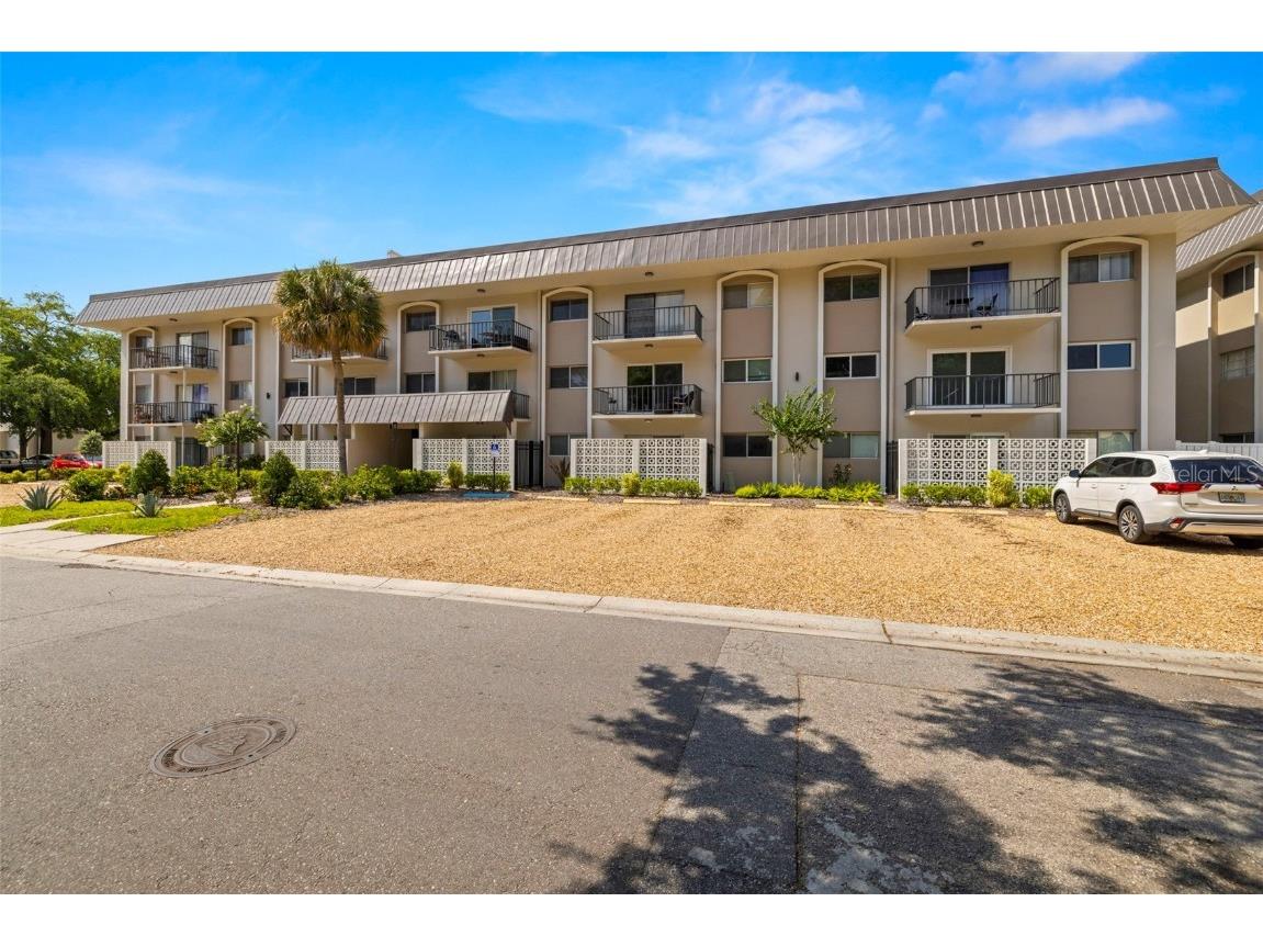 4611 W Fig Street #104 Tampa FL 33609 T3541338 image1