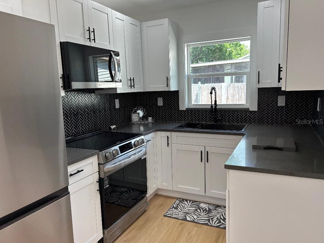 4611 W Mcelroy Avenue Tampa FL 33611 TB8494034 image4