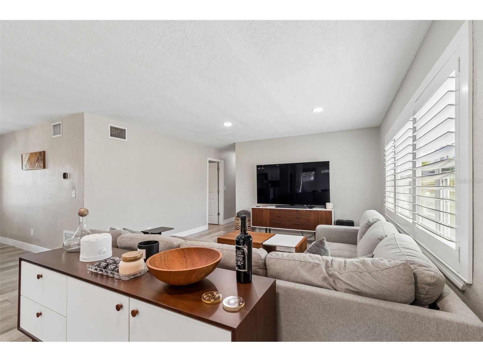 4611 W Paxton Avenue Tampa FL 33611 TB8483478 image15