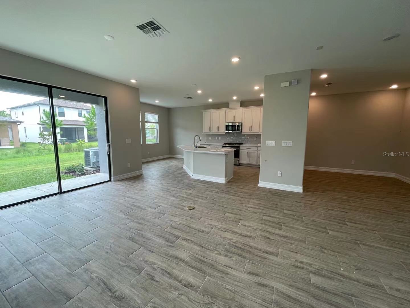 4612 Almada Lane Wesley Chapel FL 33543 TB8490825 image3