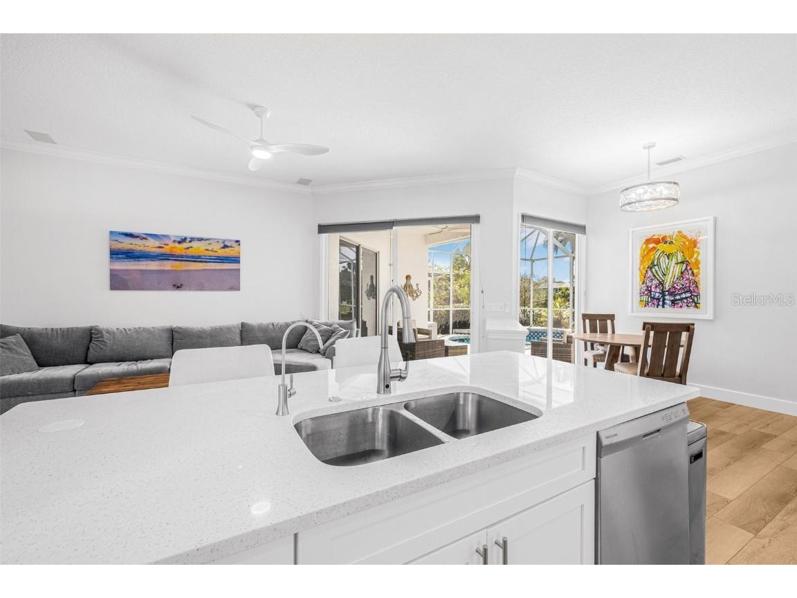 4612 Barracuda Drive Bradenton FL 34208 - Canal TB8437811 image4