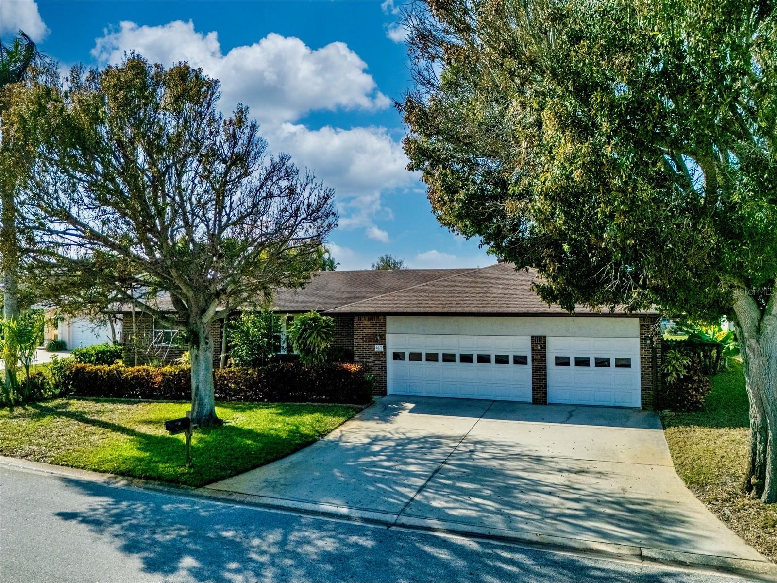 4612 Coral Lake Drive Bradenton FL 34210 A4677198 image2