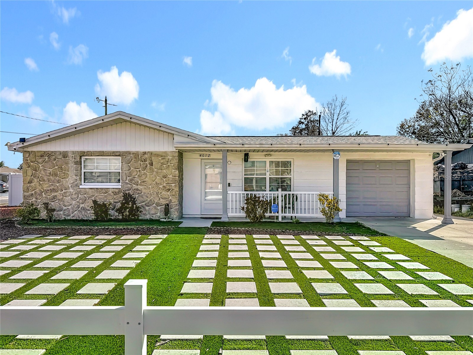 4612 Flora Avenue Holiday FL 34690 TB8477377 image1