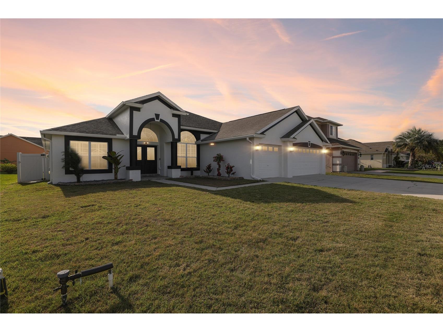4612 Huron Bay Circle Kissimmee FL 34759 S5149478 image1