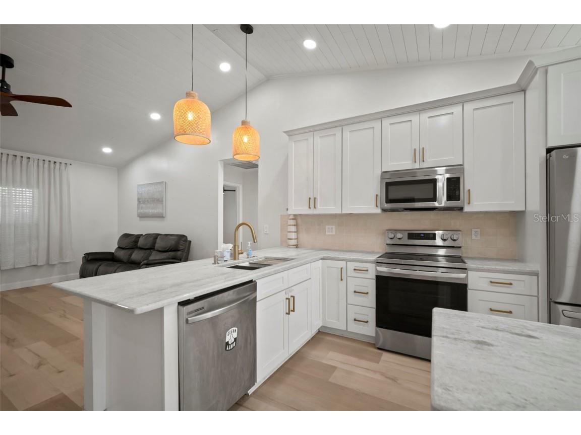 4613 N Country Hills Court Plant City FL 33566 TB8431526 image10