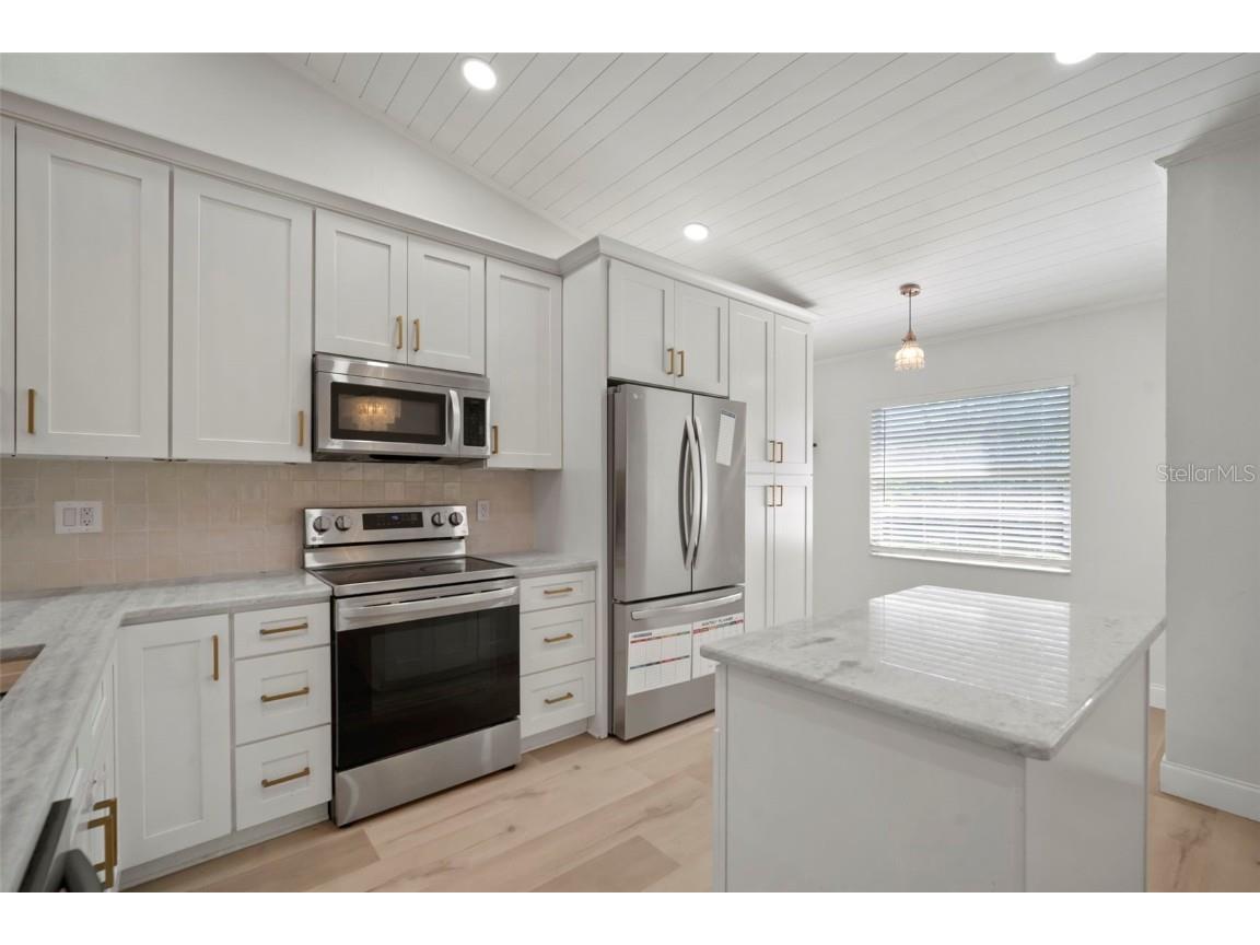 4613 N Country Hills Court Plant City FL 33566 TB8431526 image15