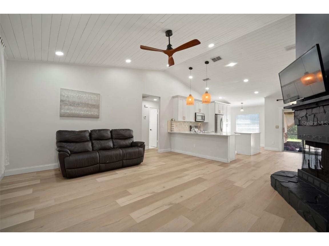 4613 N Country Hills Court Plant City FL 33566 TB8431526 image4