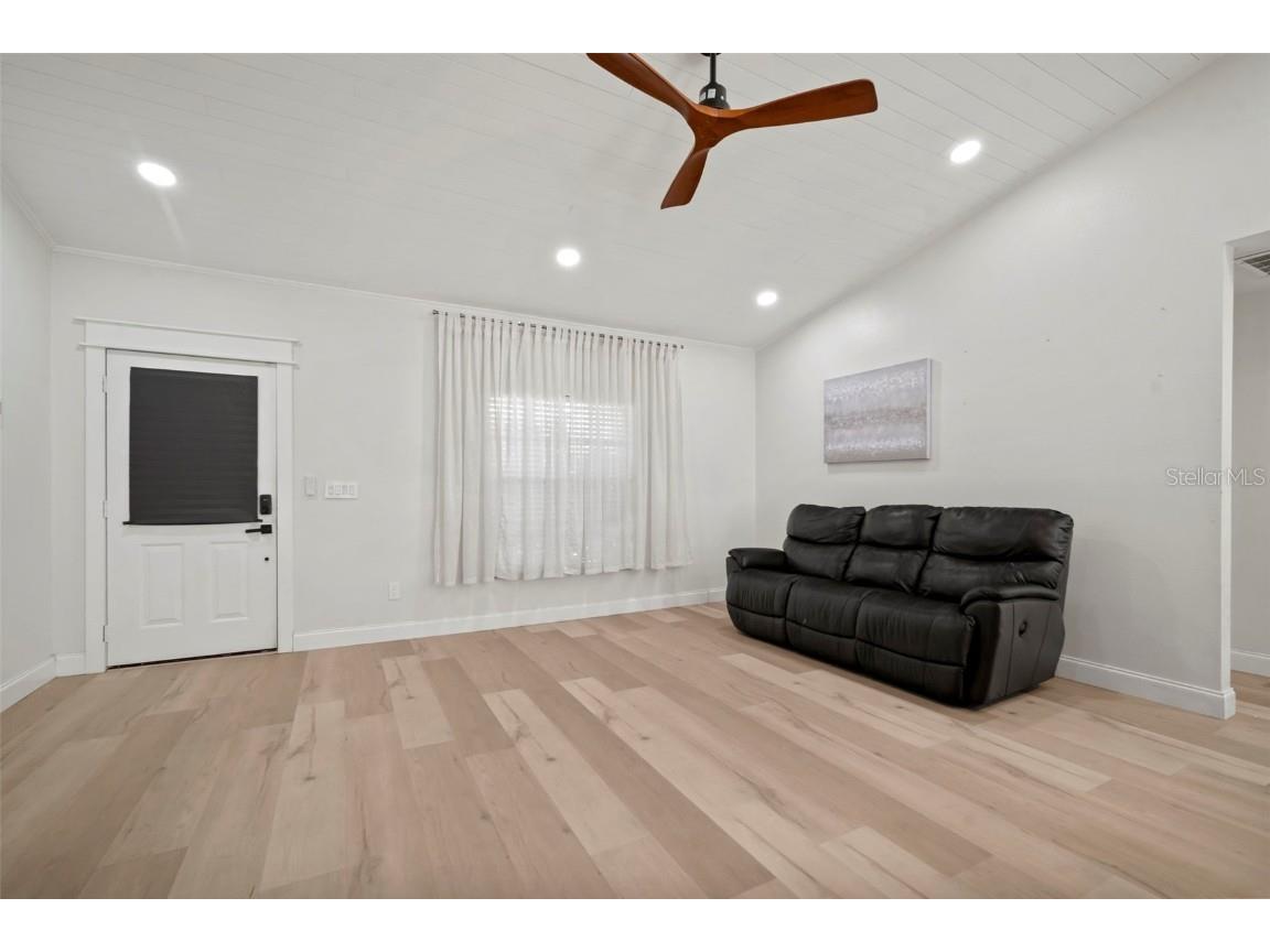 4613 N Country Hills Court Plant City FL 33566 TB8431526 image7