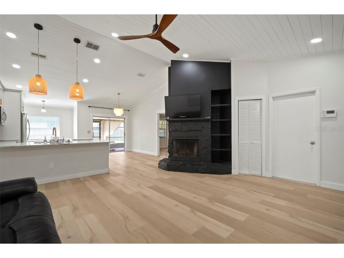 4613 N Country Hills Court Plant City FL 33566 TB8431526 image8