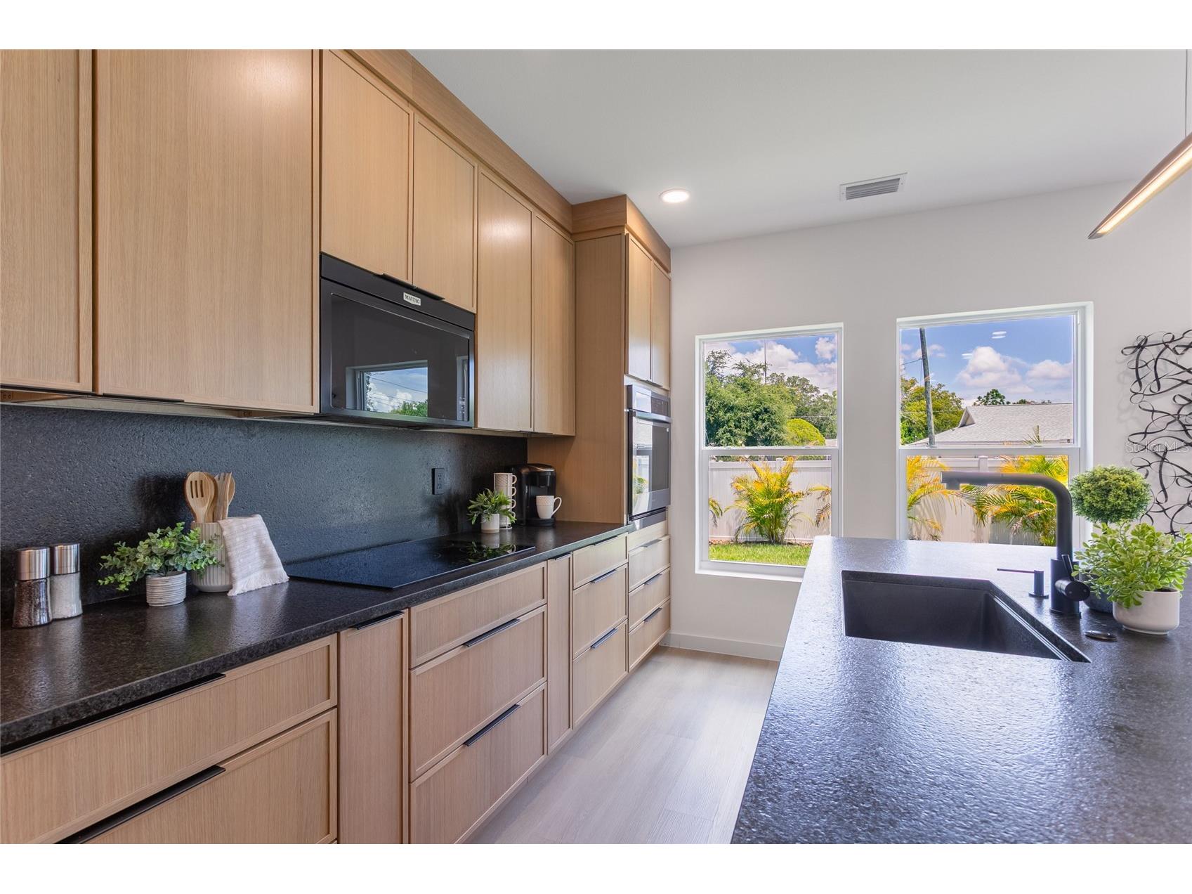 4613 Queensboro Avenue S Saint Petersburg FL 33711 TB8512625 image10
