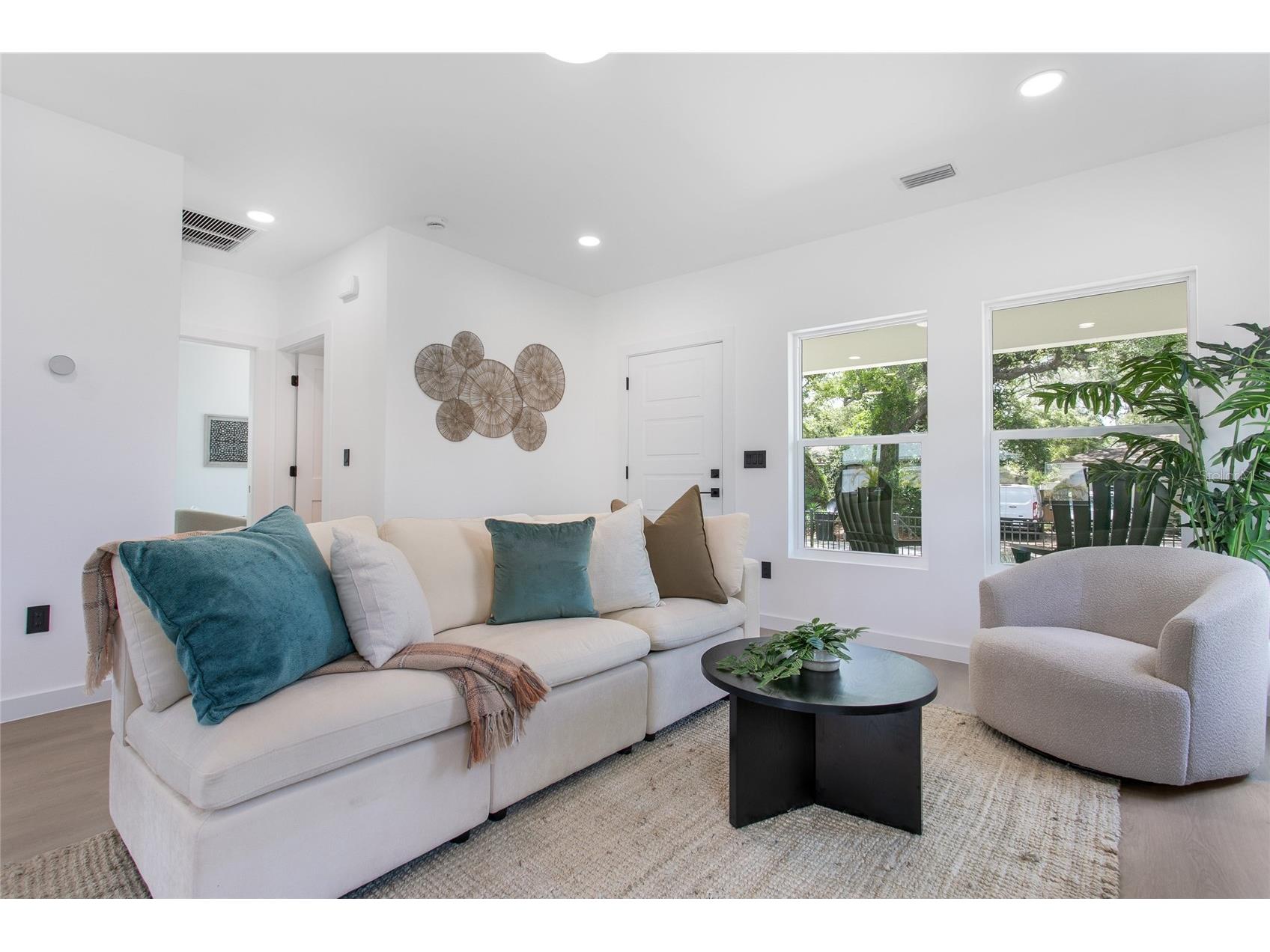 4613 Queensboro Avenue S Saint Petersburg FL 33711 TB8512625 image6
