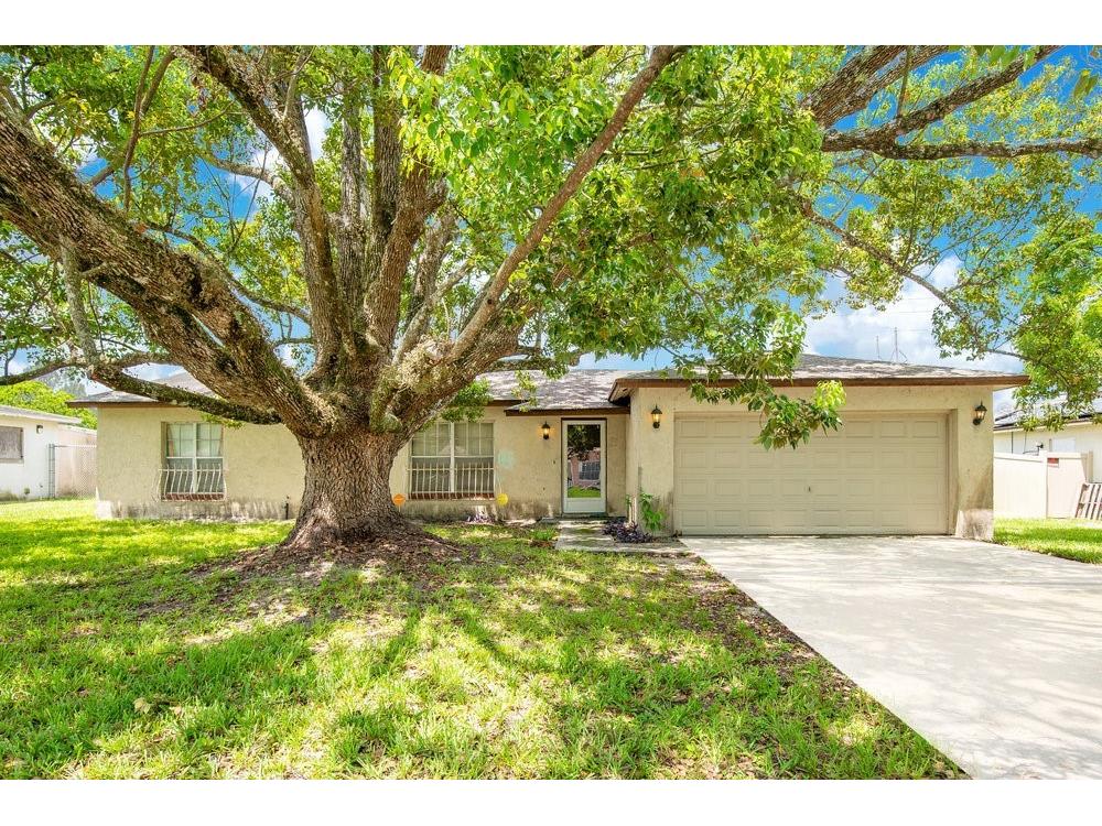 4614 Lemans Drive Orlando FL 32808 O6133274 image1