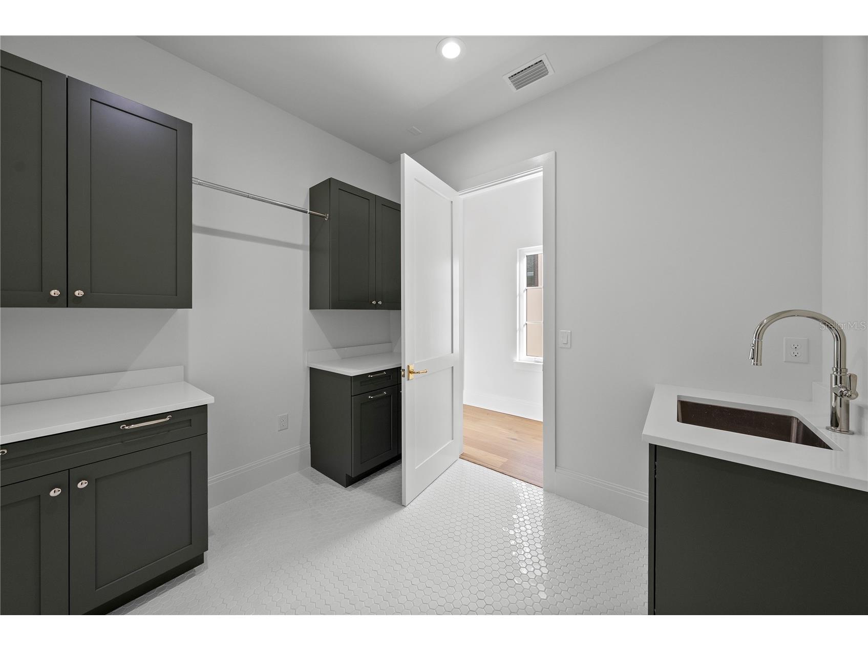 4614 Tennyson Tampa FL 33629 TB8463669 image45