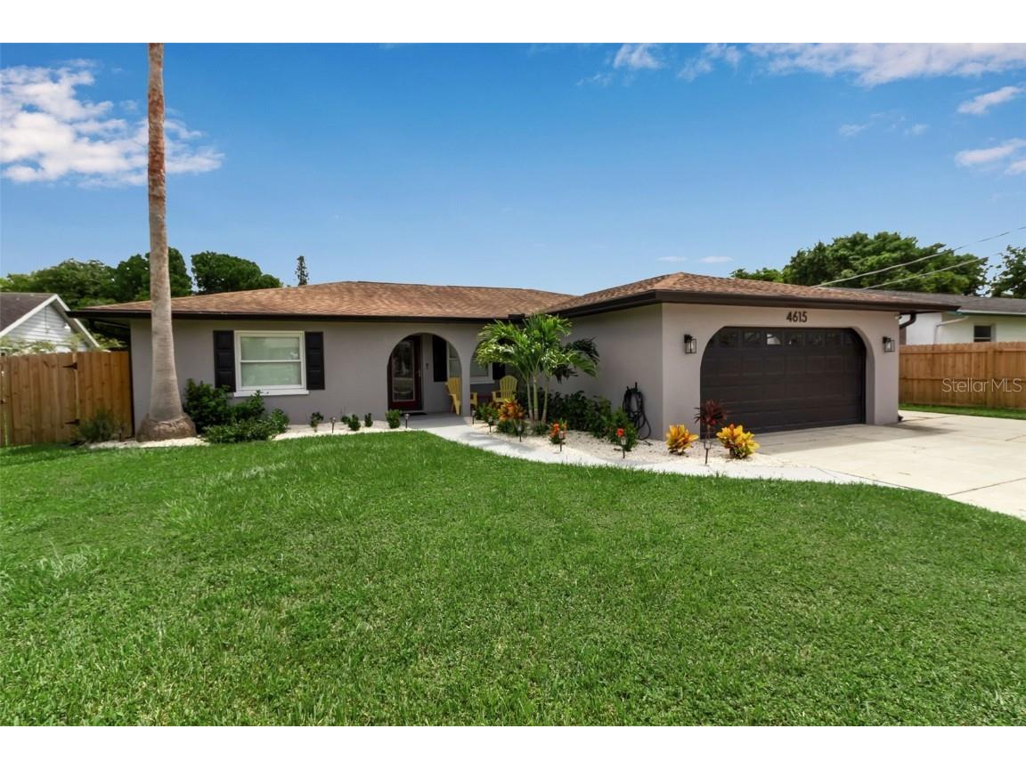 4615 34th Street W Bradenton FL 34210 A4668433 image1