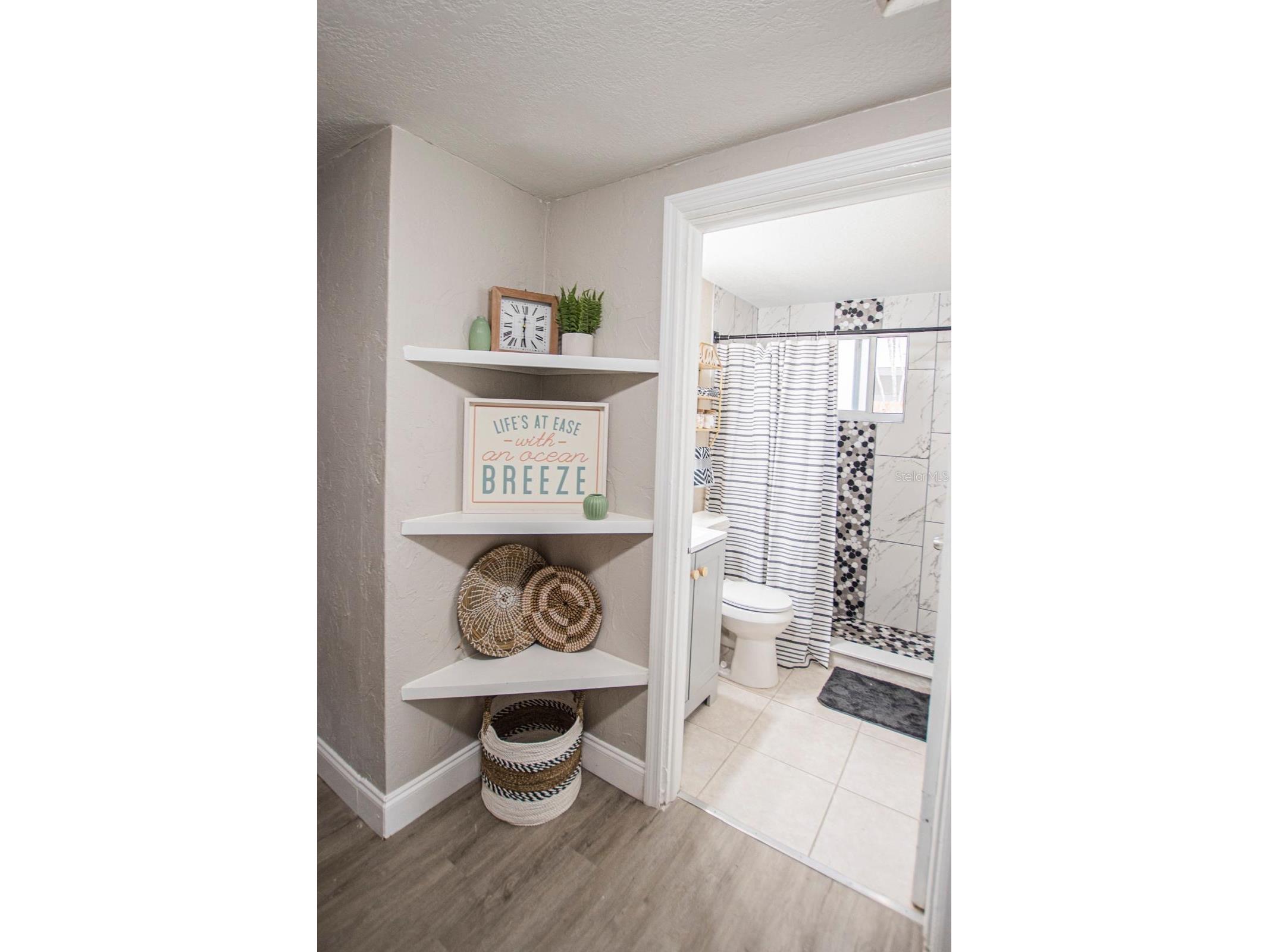 4615 Lords Avenue Sarasota FL 34231 TB8510731 image7