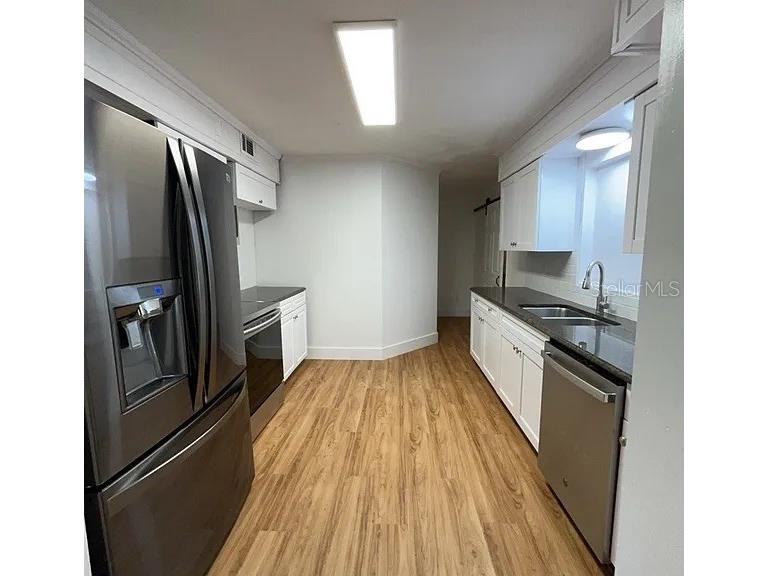 4615 Mars Court Orlando FL 32839 O6343986 image2