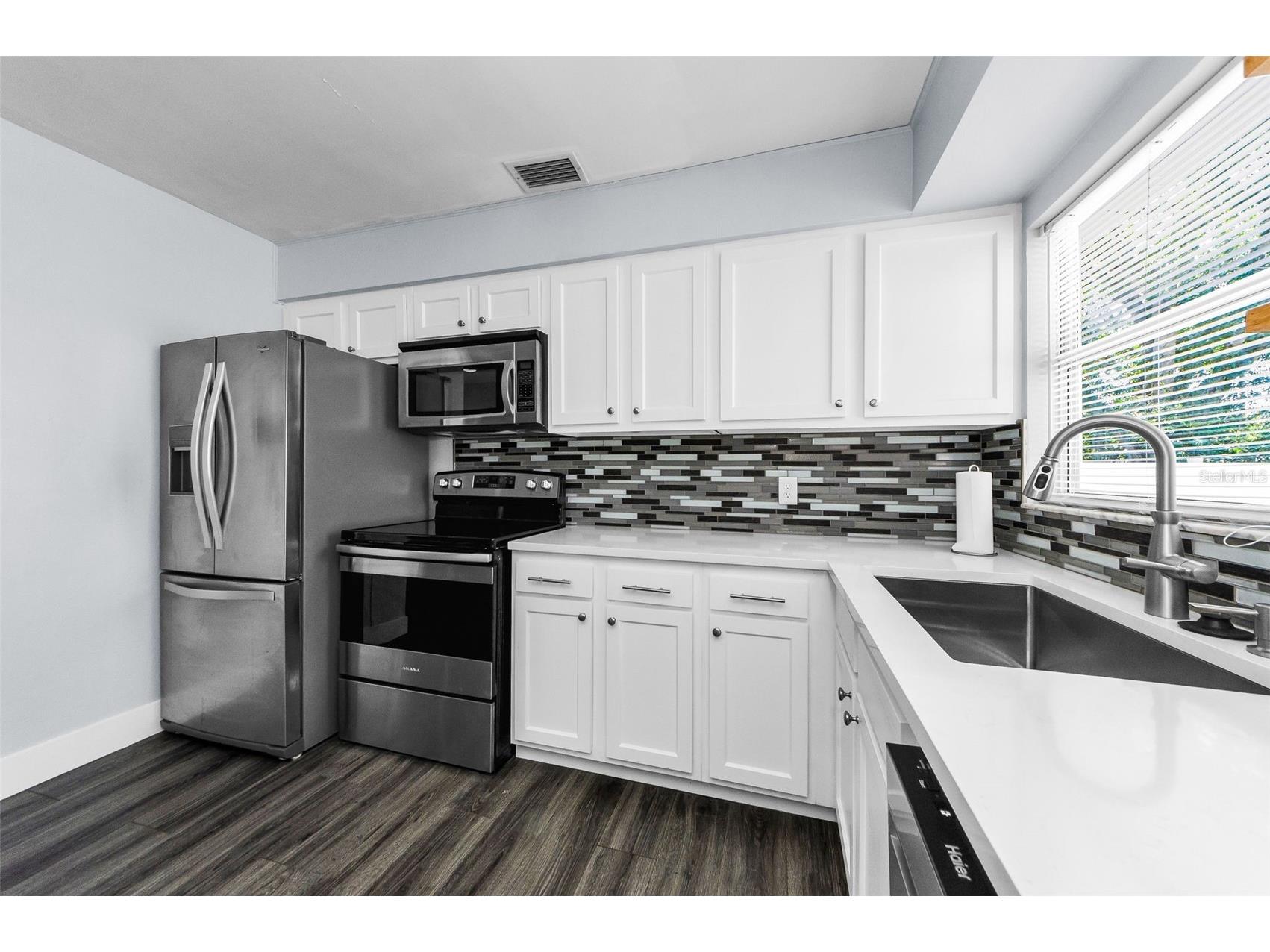 4616 5th Avenue N Saint Petersburg FL 33713 TB8401827 image10