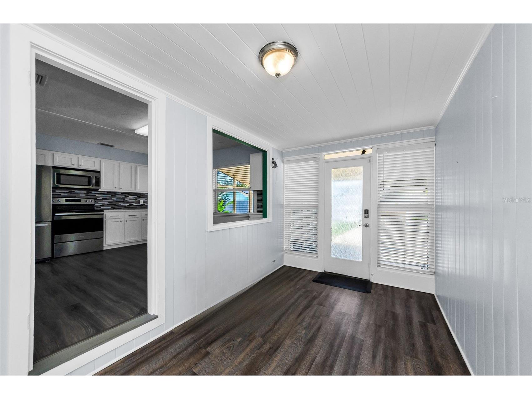 4616 5th Avenue N Saint Petersburg FL 33713 TB8401827 image5