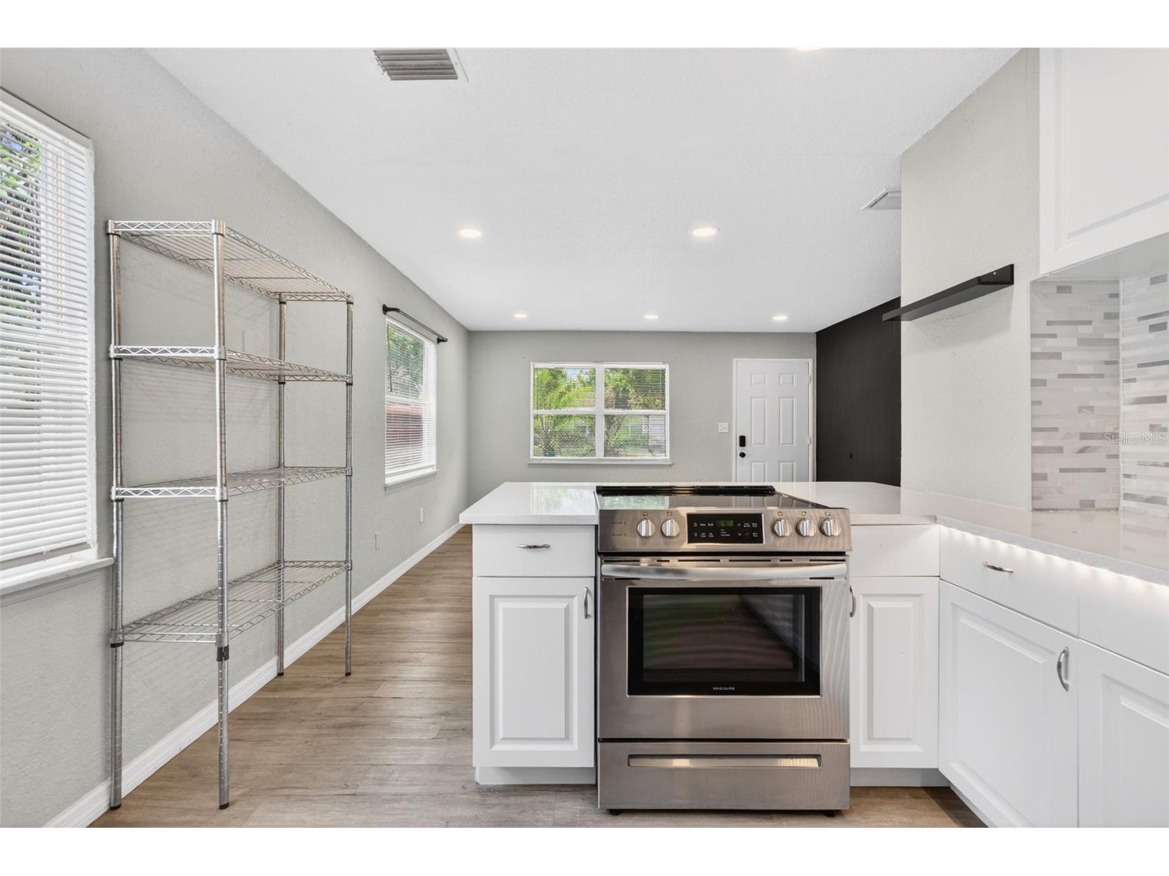4616 9th Avenue S Saint Petersburg FL 33711 TB8504999 image18