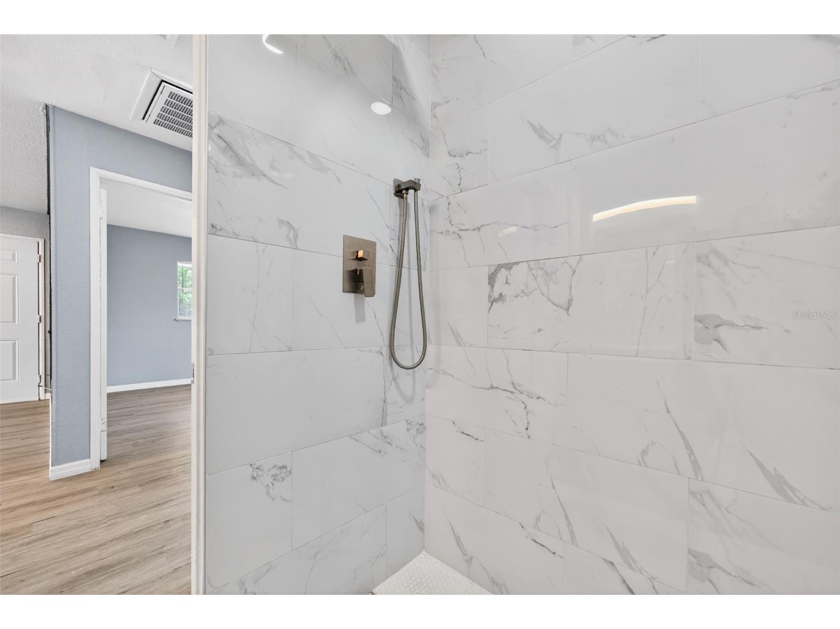 4616 9th Avenue S Saint Petersburg FL 33711 TB8504999 image25