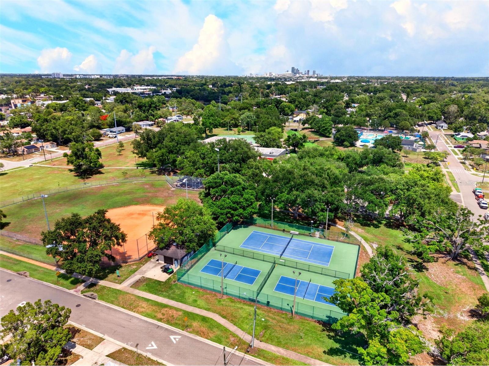 4616 9th Avenue S Saint Petersburg FL 33711 TB8504999 image45