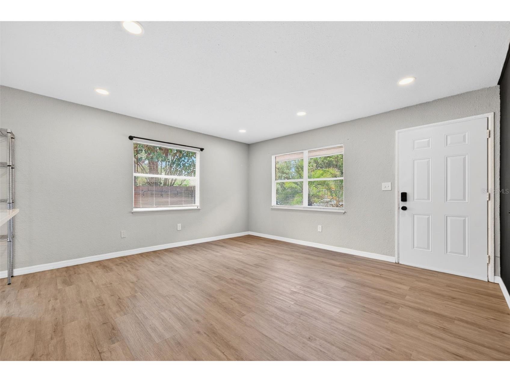 4616 9th Avenue S Saint Petersburg FL 33711 TB8504999 image9