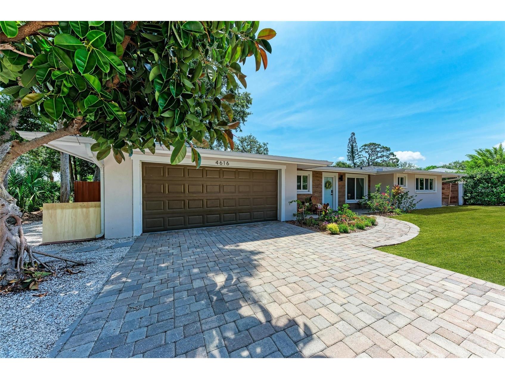 4616 Leeta Lane Sarasota FL 34234 N6142218 image2