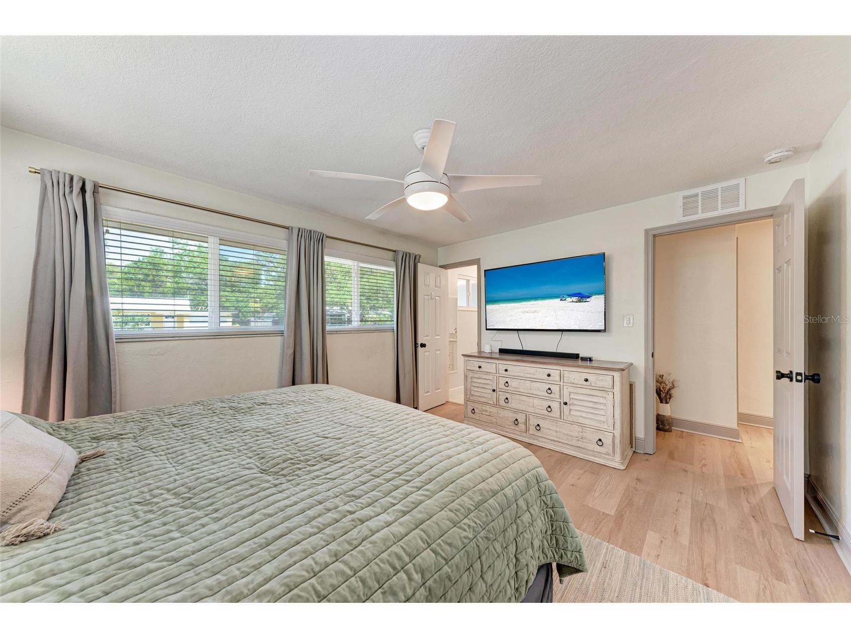 4616 Leeta Lane Sarasota FL 34234 N6142218 image24