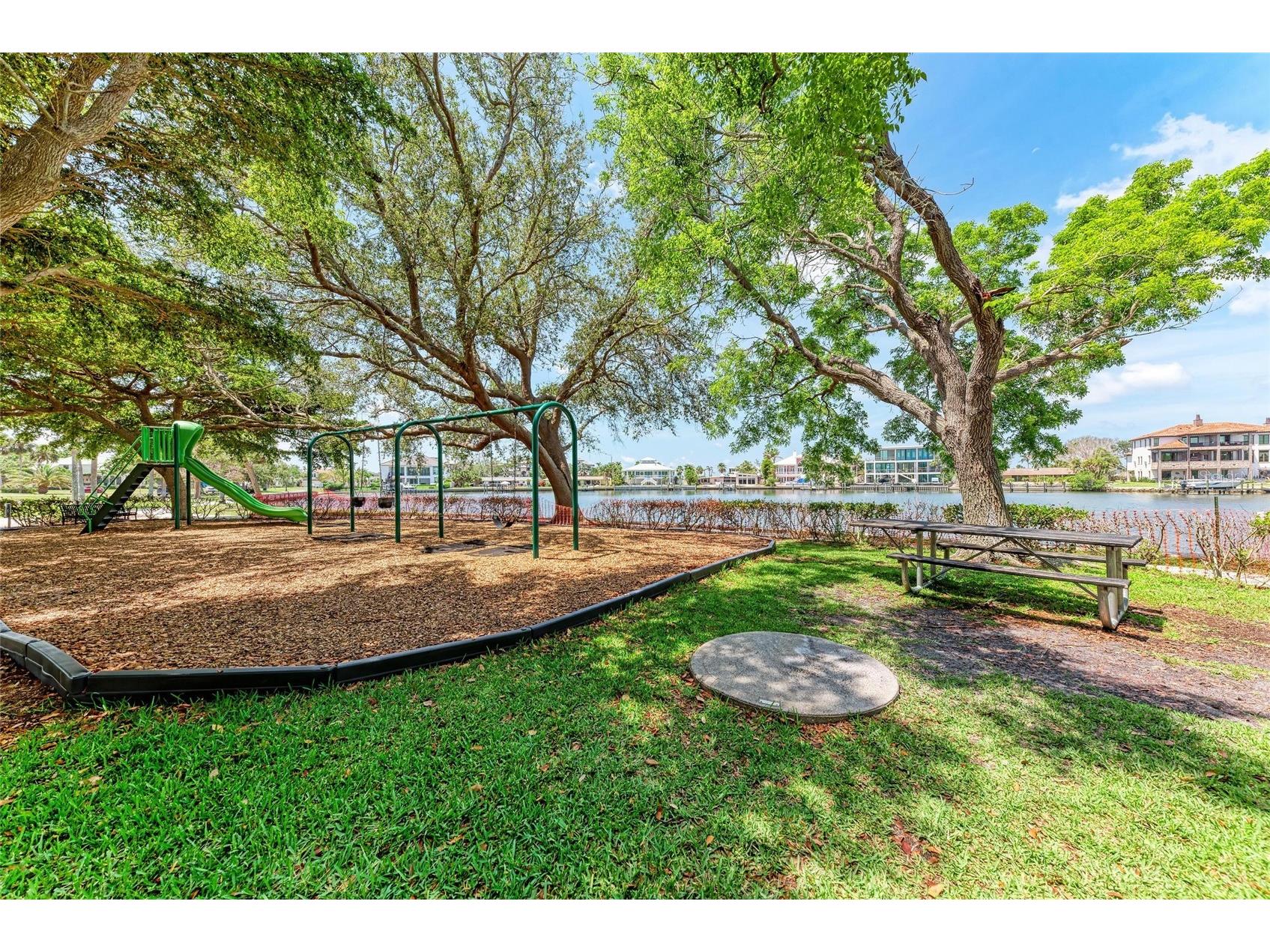 4616 Leeta Lane Sarasota FL 34234 N6142218 image44