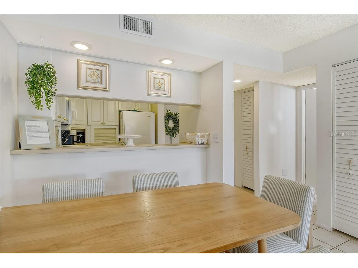 4616 Ringwood Meadow #20 Sarasota FL 34235 A4580655 image20