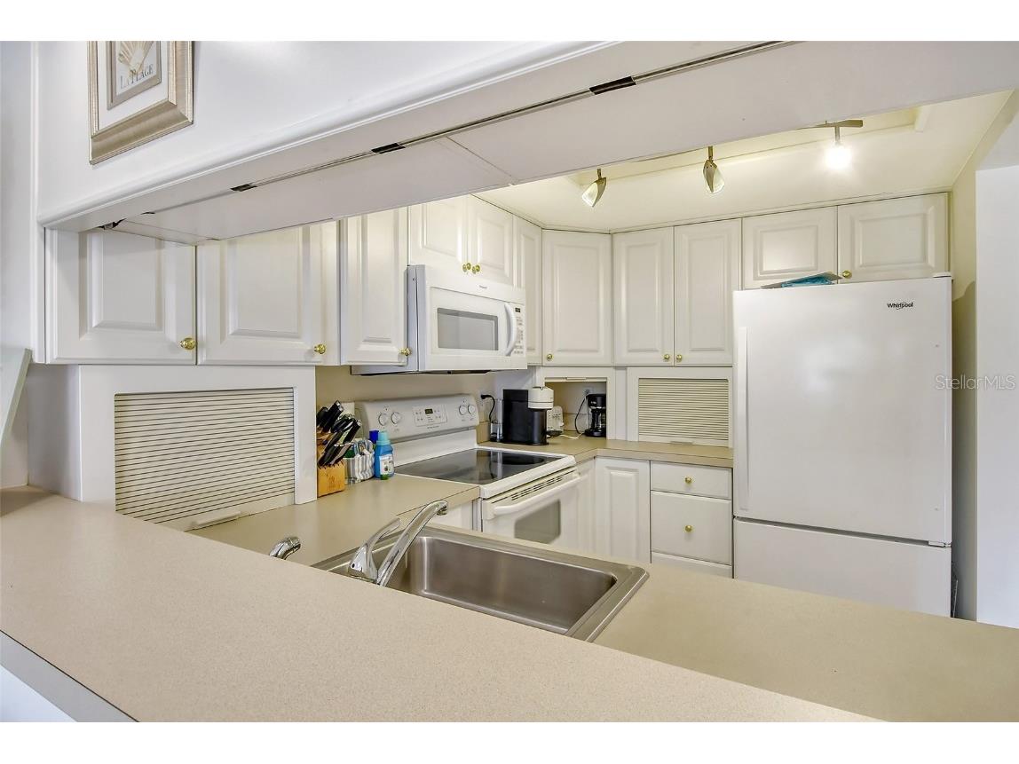 4616 Ringwood Meadow #20 Sarasota FL 34235 A4580655 image21