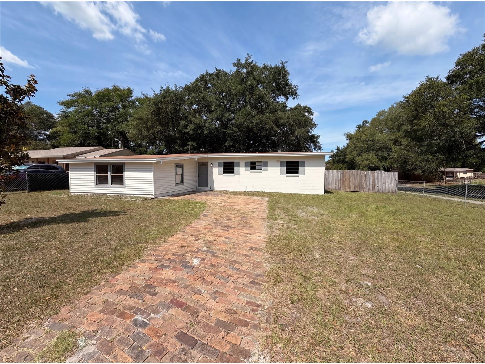 4616 Robbins Avenue Orlando FL 32808 O6404983 image1