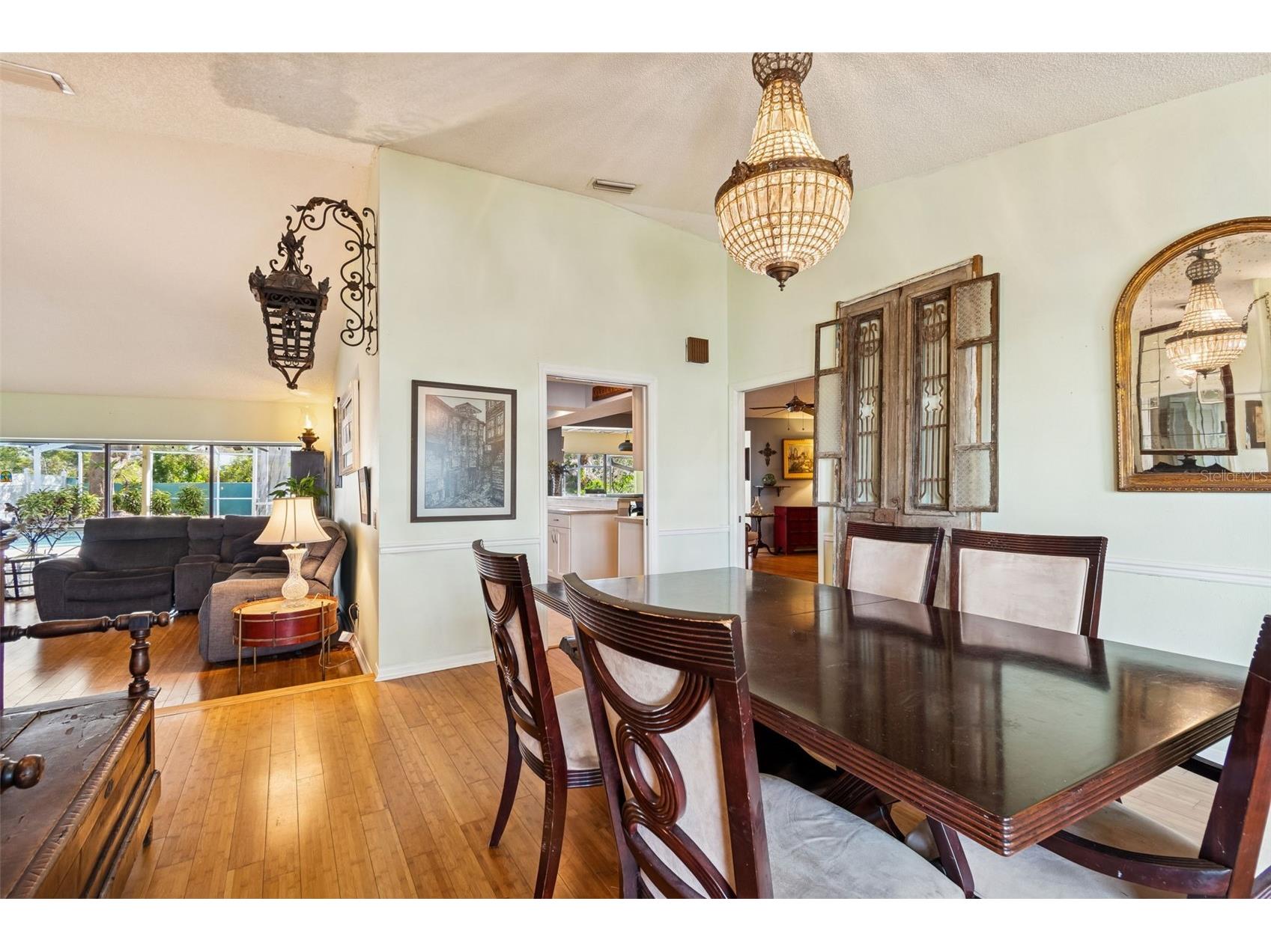 4616 Westford Circle Tampa FL 33618 TB8474422 image16