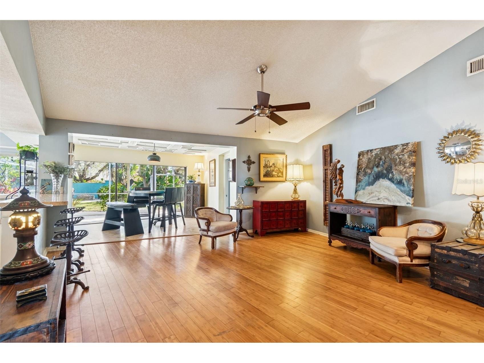 4616 Westford Circle Tampa FL 33618 TB8474422 image17