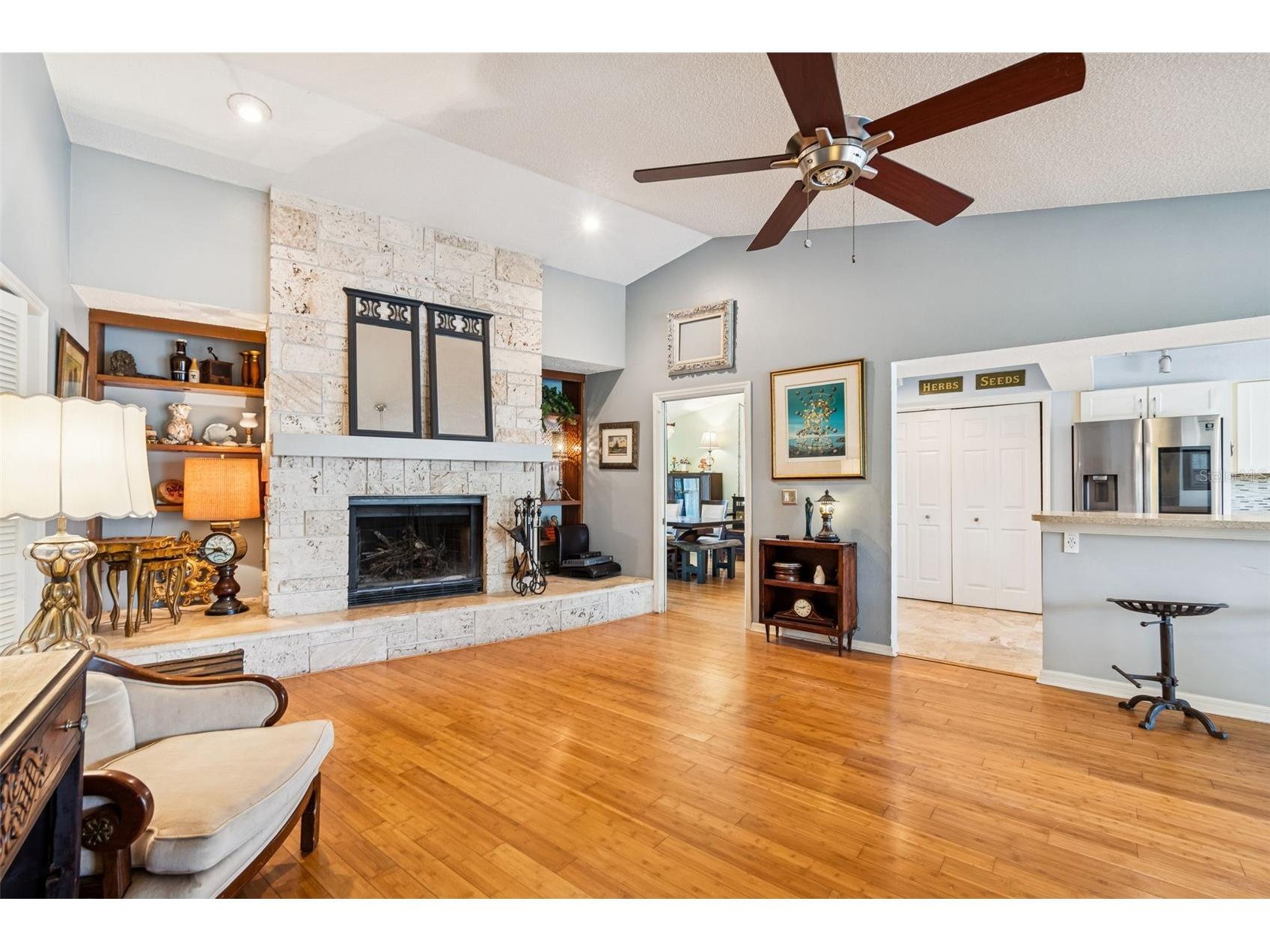 4616 Westford Circle Tampa FL 33618 TB8474422 image19