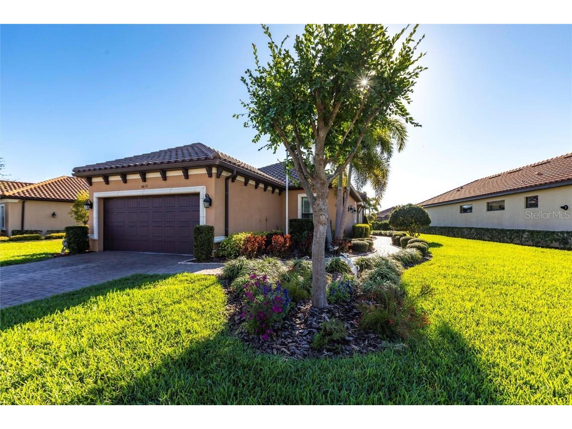 4617 Alexandria Court Palmetto FL 34221 A4642352 image1