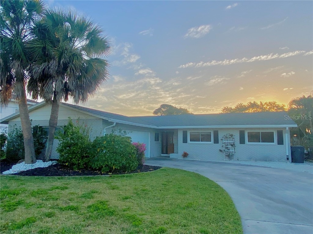 4617 Bay Crest Drive Tampa FL 33615 T3511121 image1