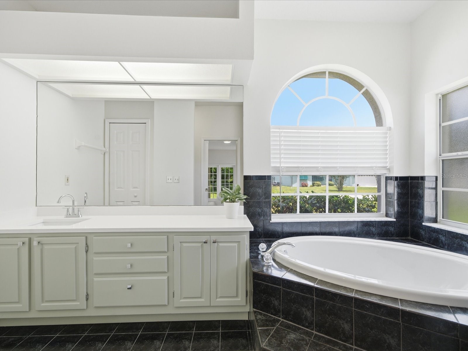 4617 Debbie Lane Lutz FL 33559 TB8523433 image32