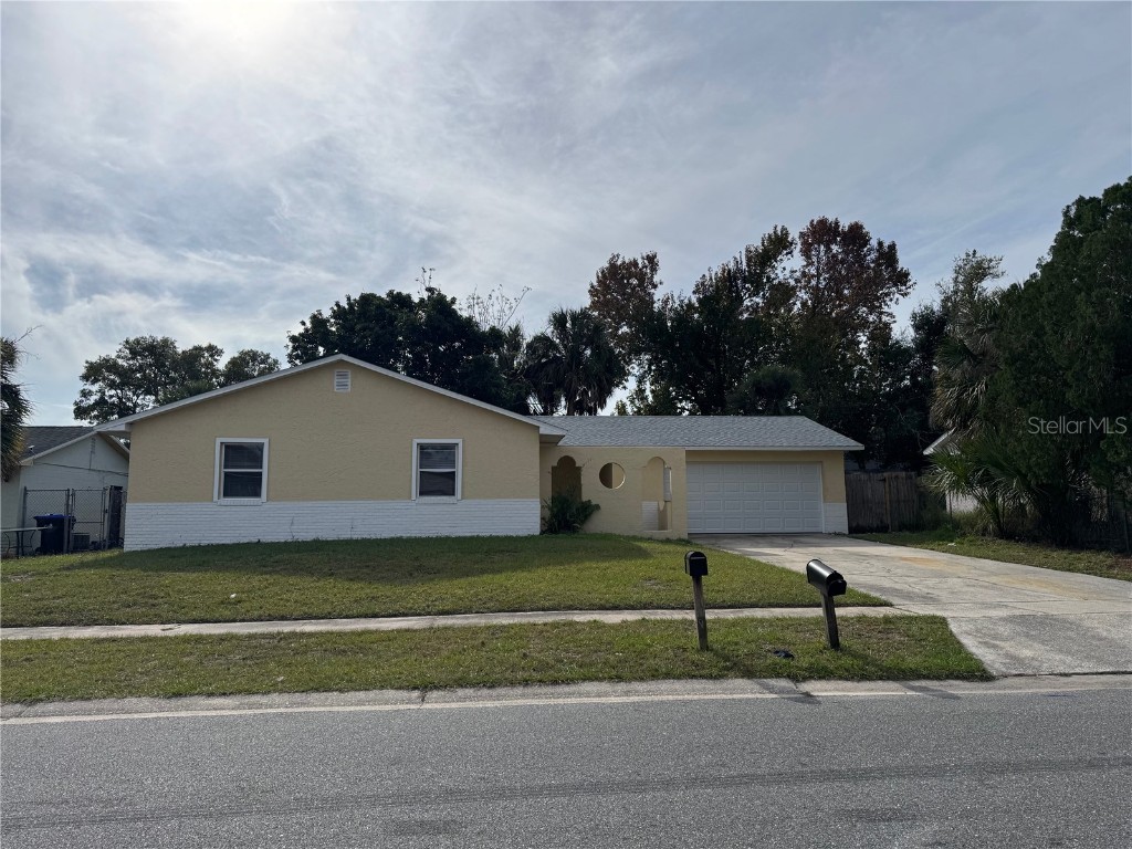 4617 Frisco Circle Orlando FL 32808 S5139904 image1