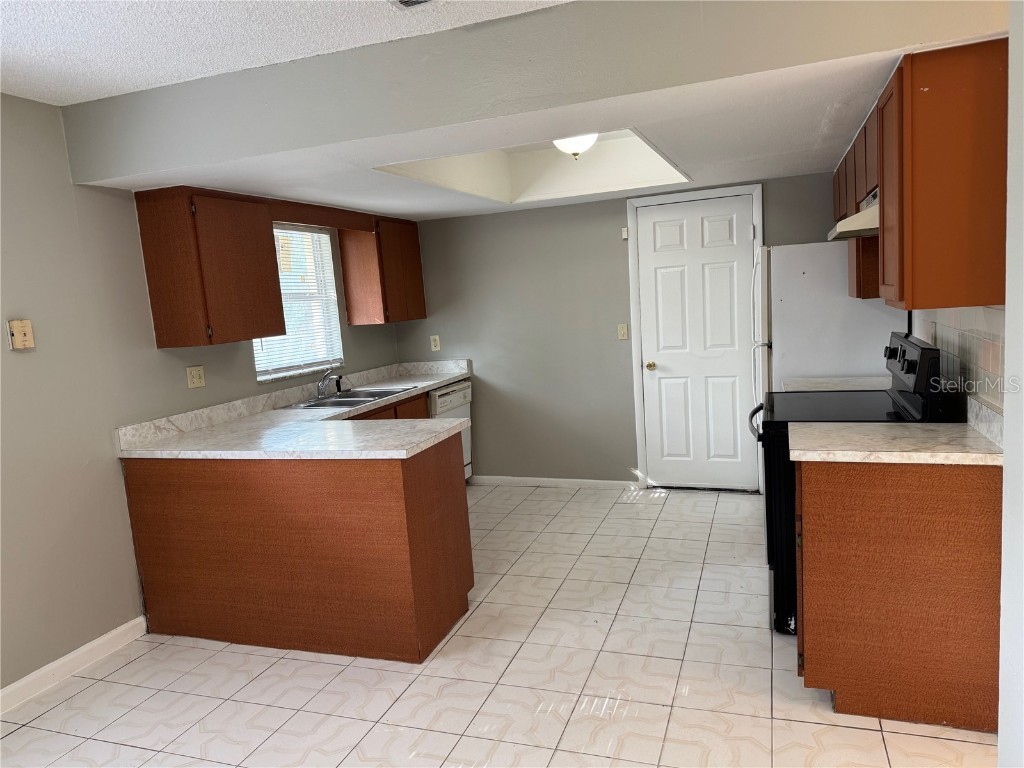 4617 Frisco Circle Orlando FL 32808 S5139904 image3