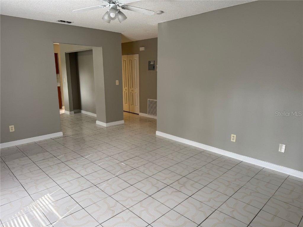 4617 Frisco Circle Orlando FL 32808 S5139904 image7