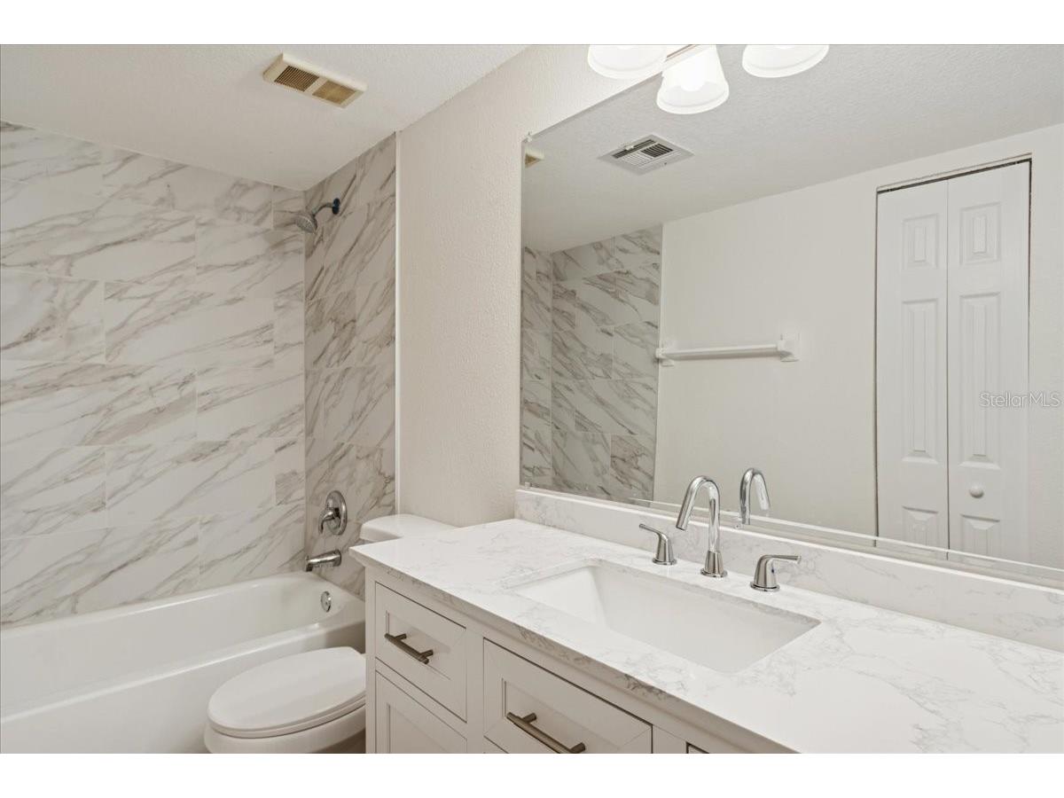 4617 Gate Pl #105 Orlando FL 32811 O6382923 image24