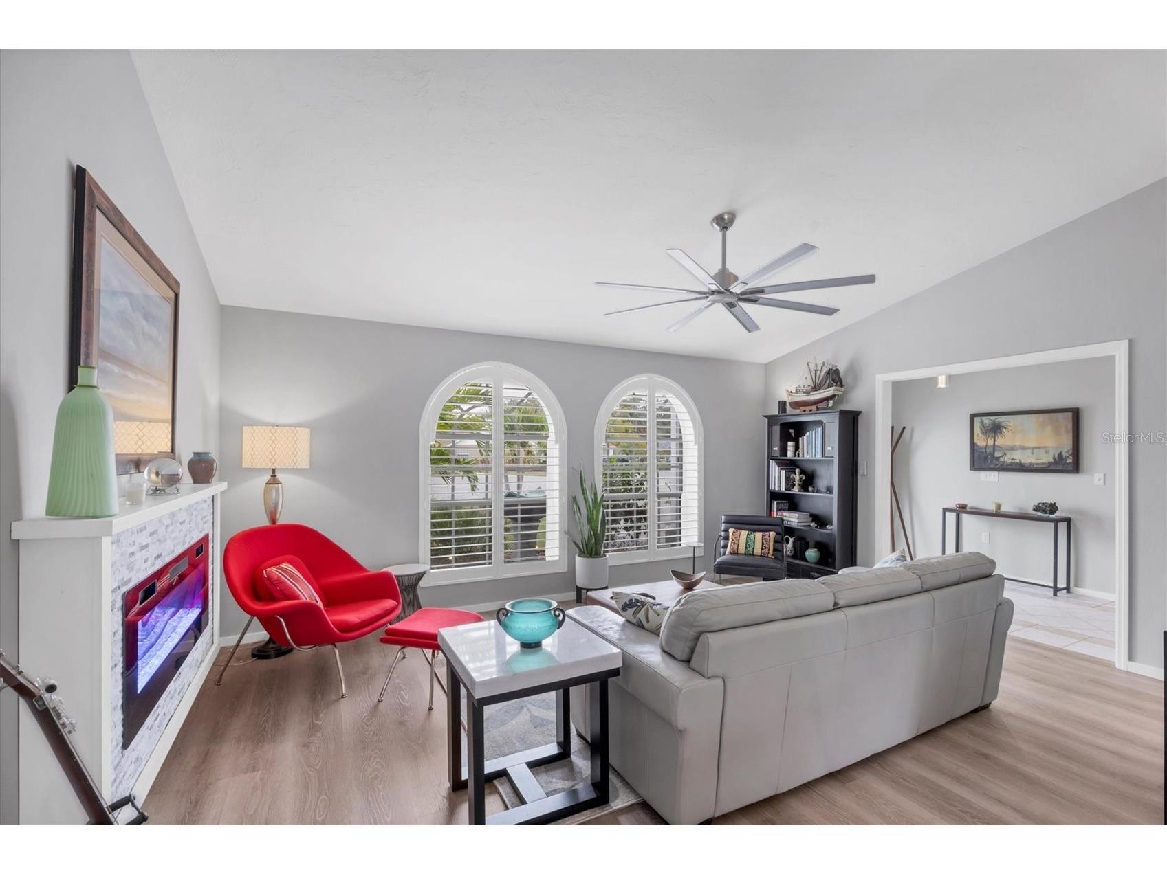 4617 Hamlets Grove Drive Sarasota FL 34235 A4679968 image12