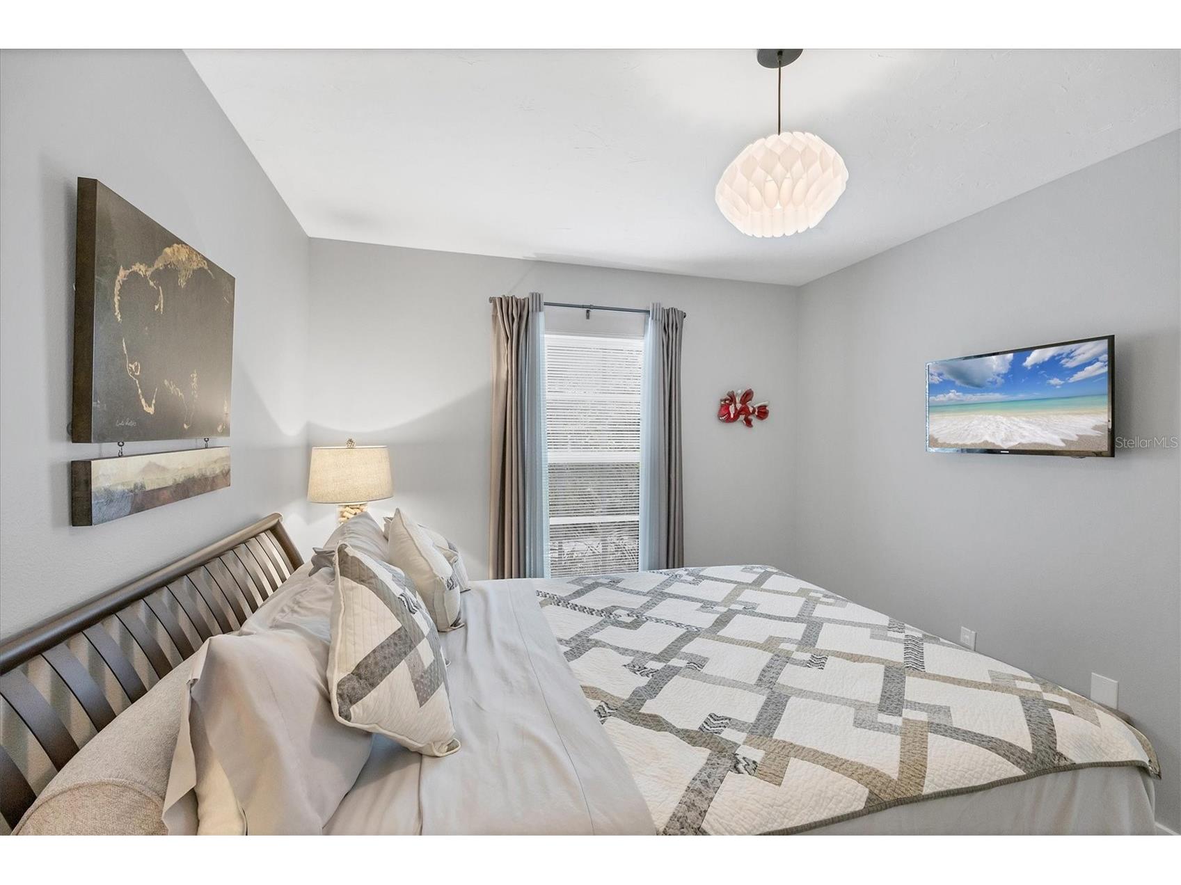 4617 Hamlets Grove Drive Sarasota FL 34235 A4679968 image25